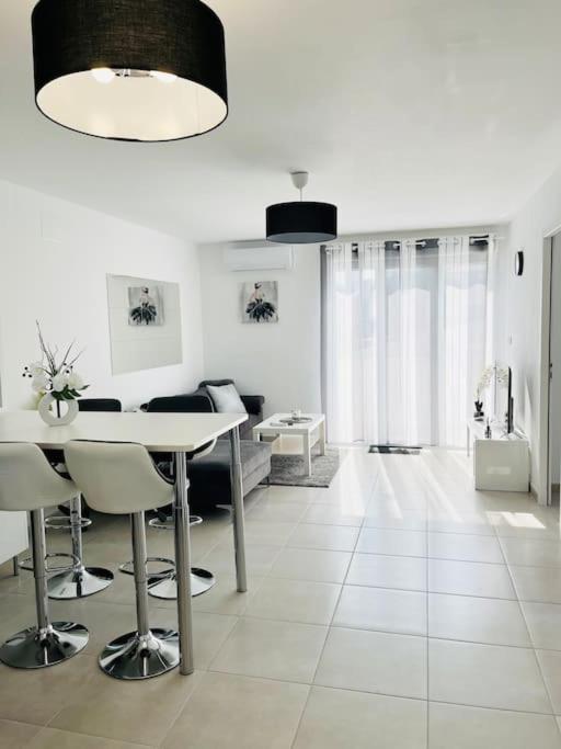 Maison 4 Personnes Avec Jacuzzi 마리냔 외부 사진